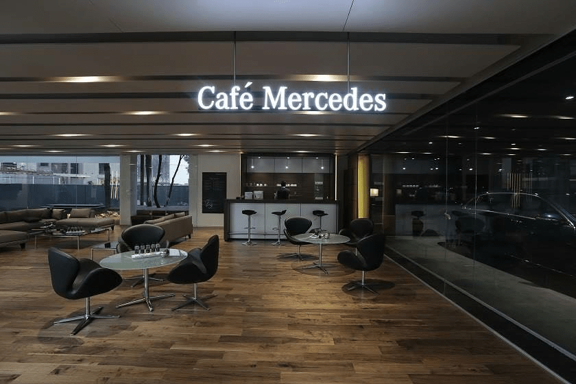 Mercedes Benz Showroom